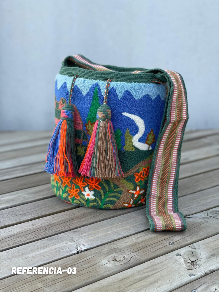 Mochila Tapizada PREMIUM (33x30Cm)🎨✨