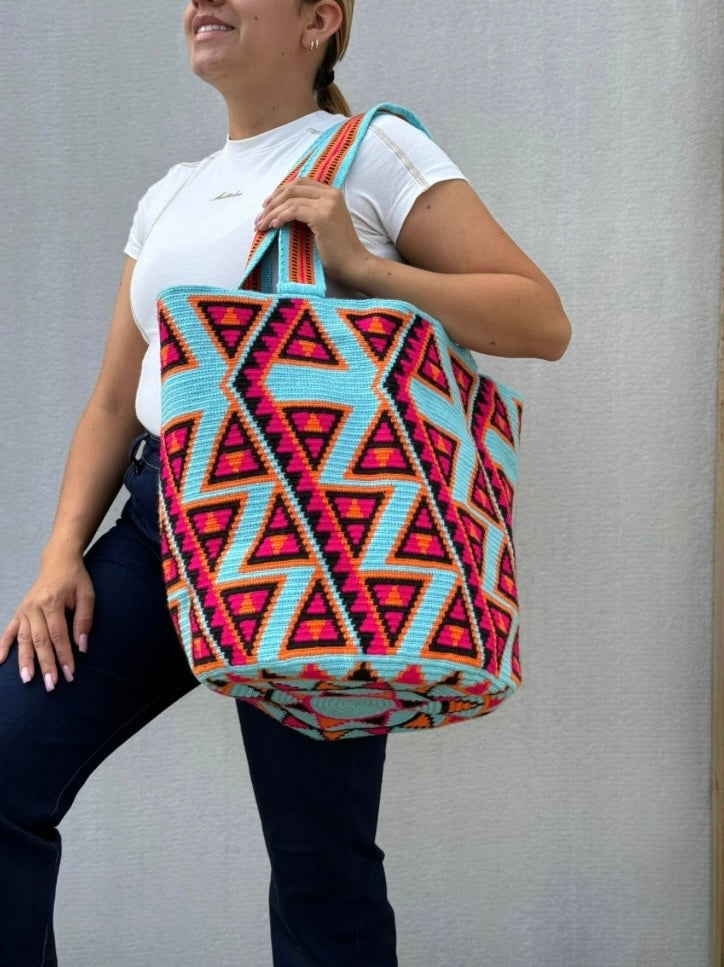 Mochilon Wayuu Edición Limitada (40x34)