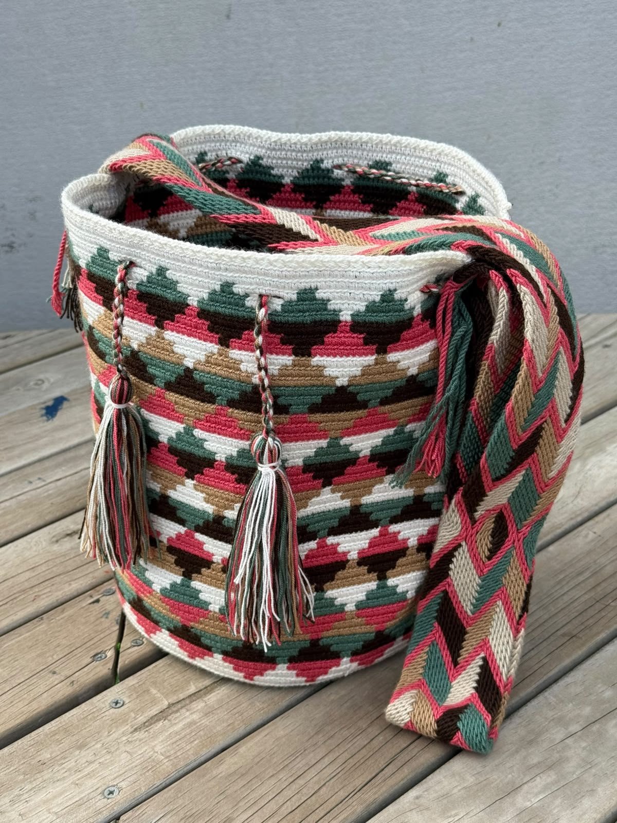 Mochila GRANDE Tonos Guayaba (31x28)