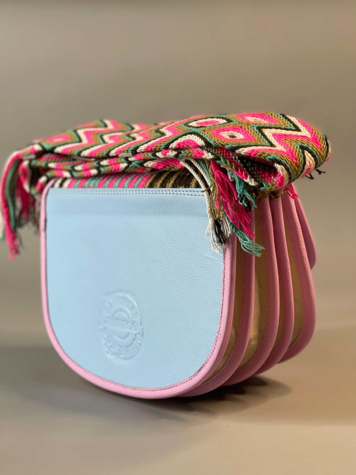 Carriel Wayuu Sombra Divina– Edición Limitada ⭐️