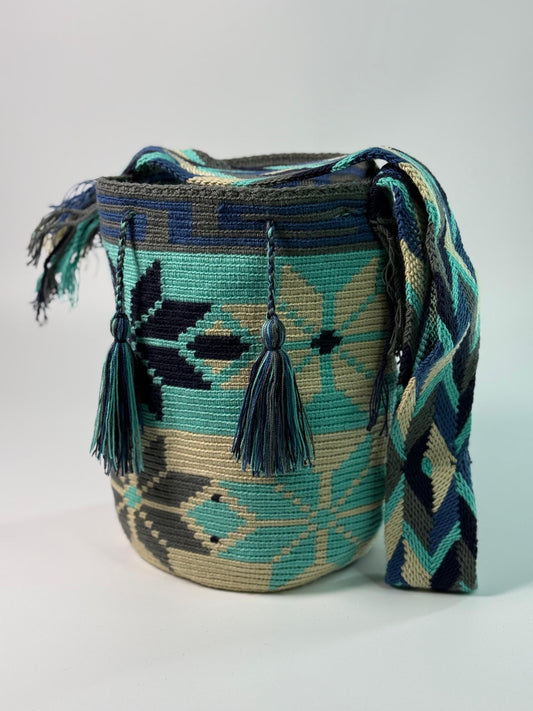 Mochilas GRANDE Diseño Hombre 🔹🩶 (31x28)