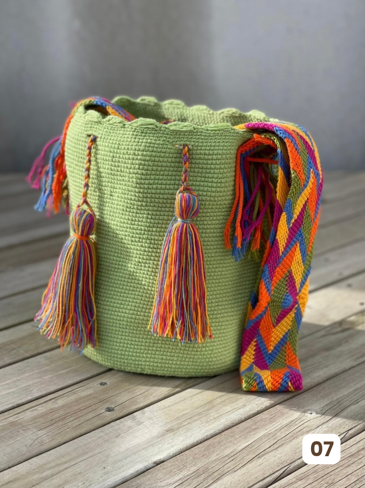 Mochila GRANDE Tonos Pastel ⭐️(31x28)