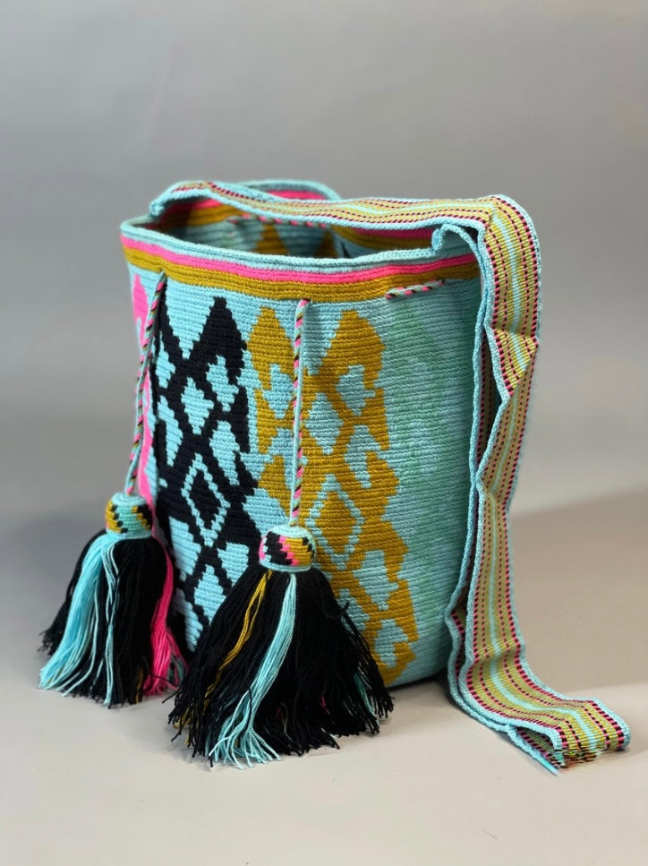 Mochila GRANDE Colección PREMIUM (33x28)