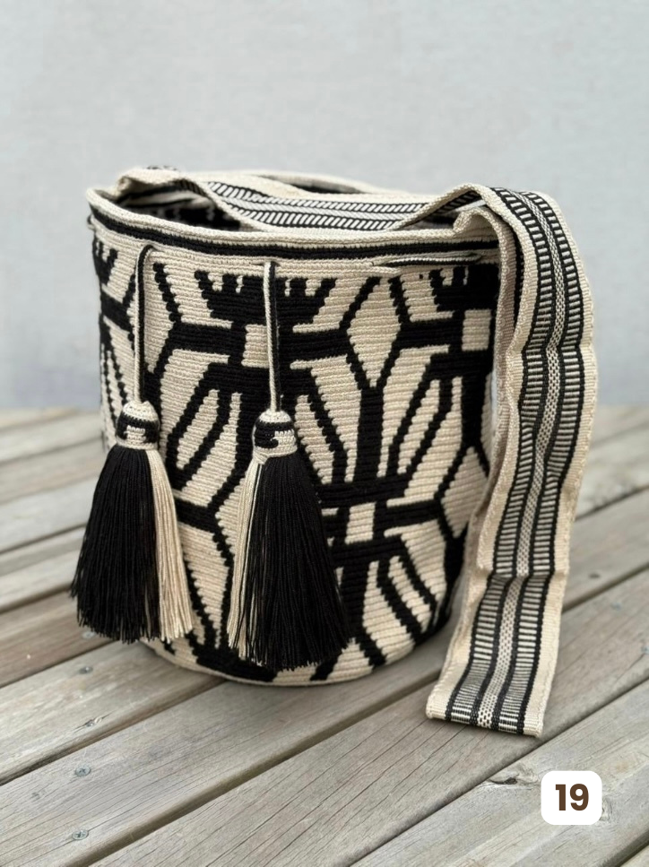 ✨Mochila Gran Reserva de Colección 🏛️🐦‍🔥(32x29 cm)