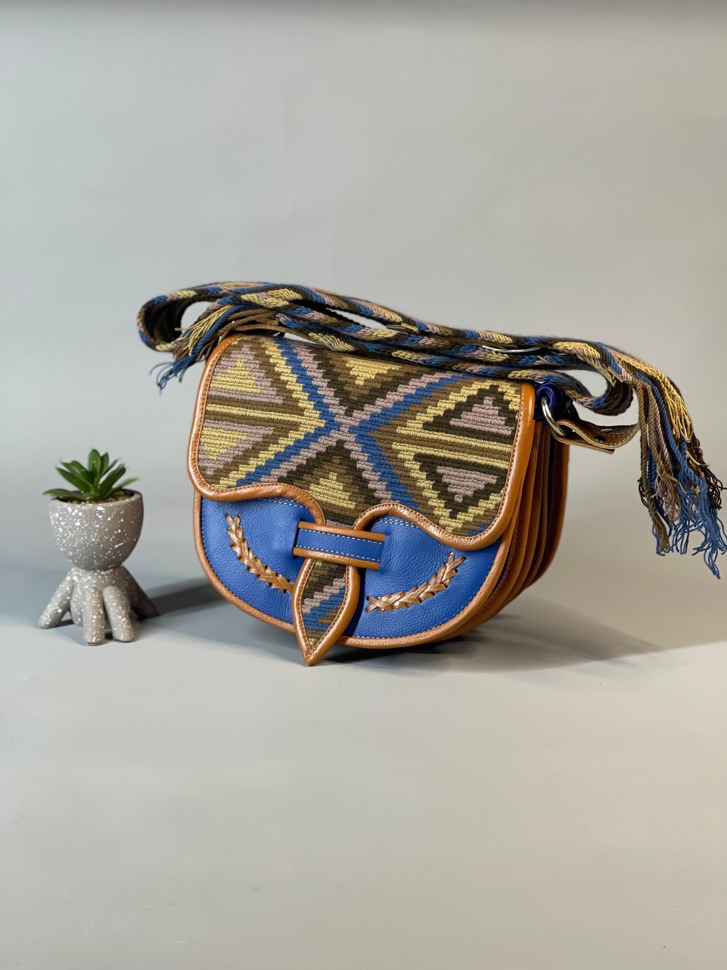 ⭐️ 👜CARRIEL WAYUU    (21x26cm)😍