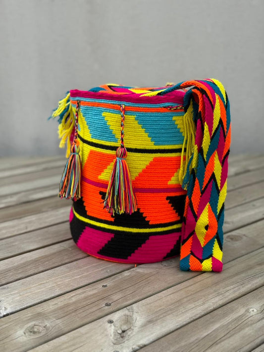 Mochila GRANDE Fiesta Tropical🌴 (31x28)