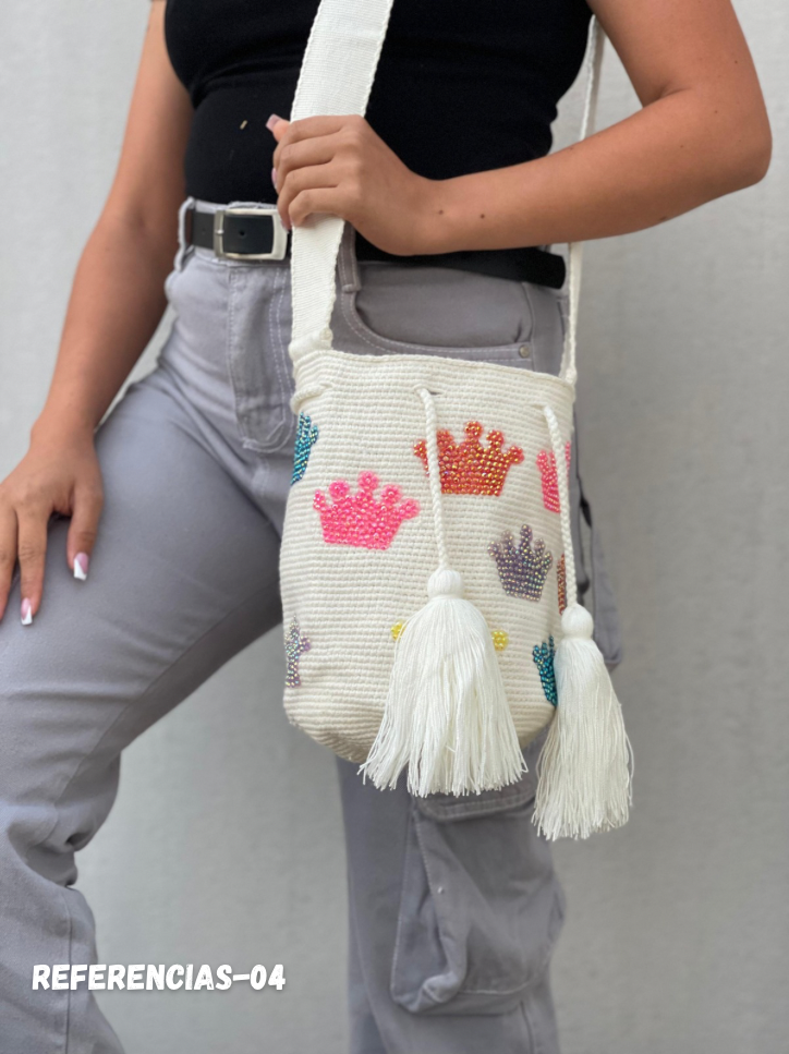 Mochila MEDIANA Perlada💫(22x18)