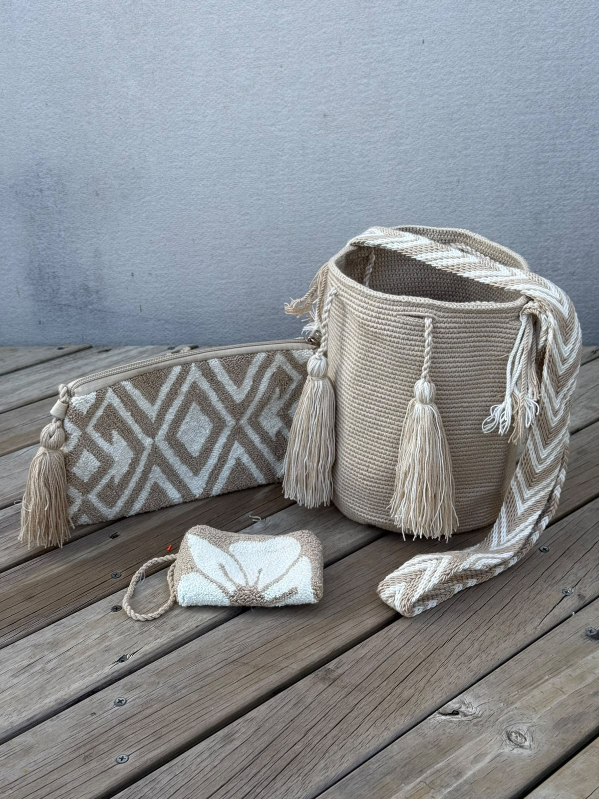 Combos Wayuu: Mochila MEDIANA + Sobre + (MONEDERO GRATIS)