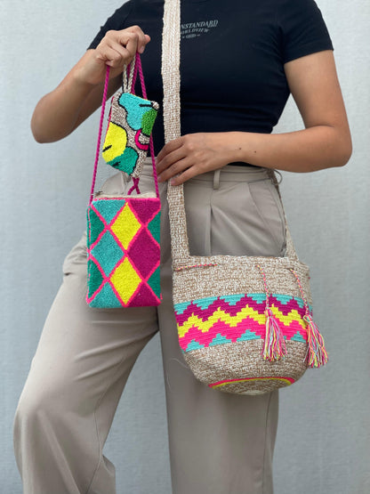 ✨Combo: Mochila MEDIANA Diseño+ Portacelular + (MONEDERO GRATIS) 🎁