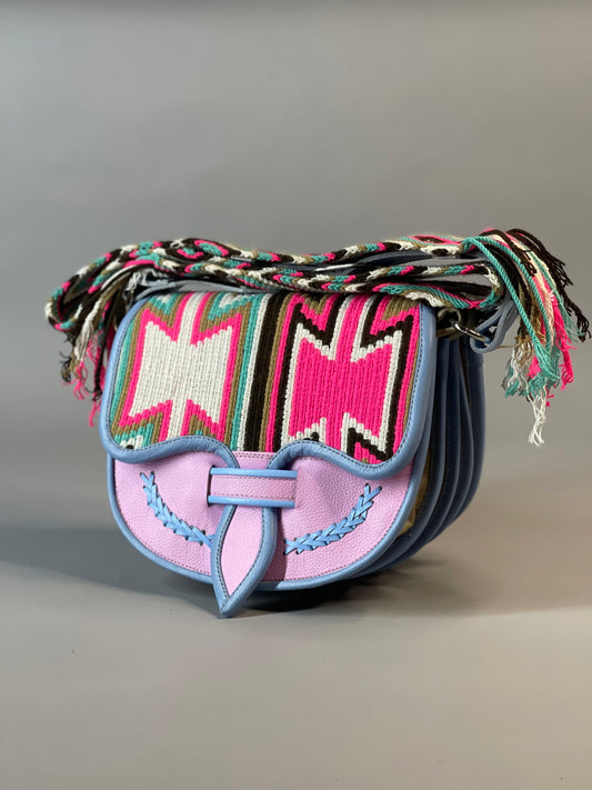 Carriel Wayuu Brillo de Arena – Edición Limitada 🌅