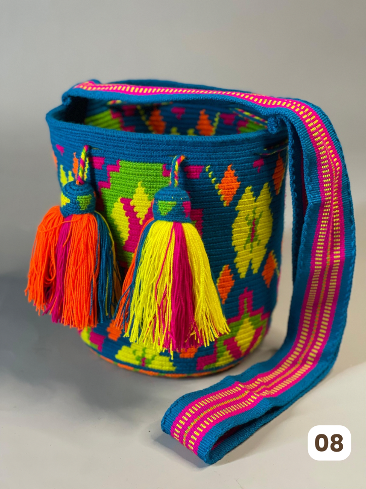 Mochila MEDIANA Colección PREMIUM  🔥⭐️ (22x20)