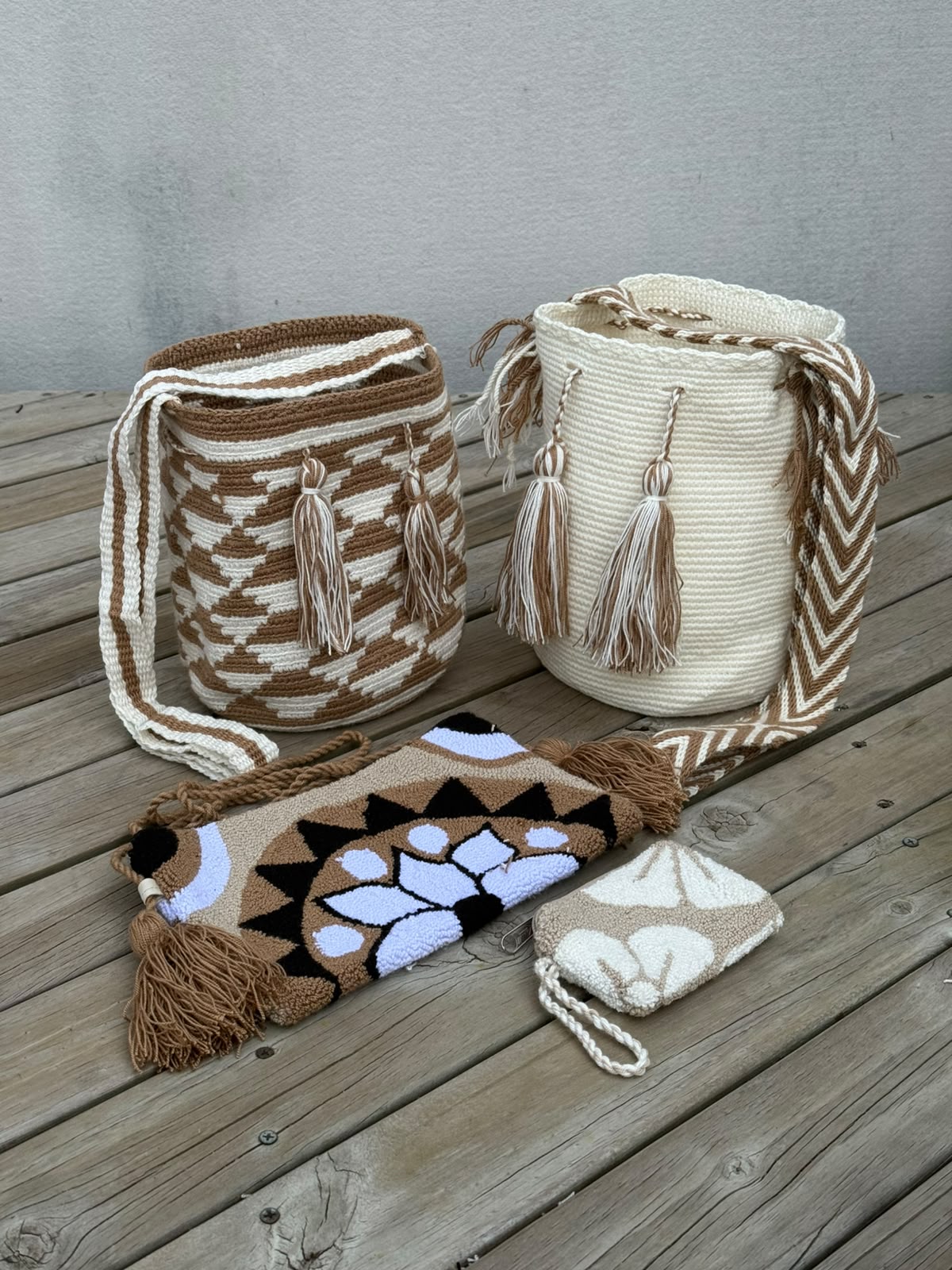 Combo Especial: 2 Mochilas MEDIANAS + (Sobre Wayuu + Monedero GRATIS)