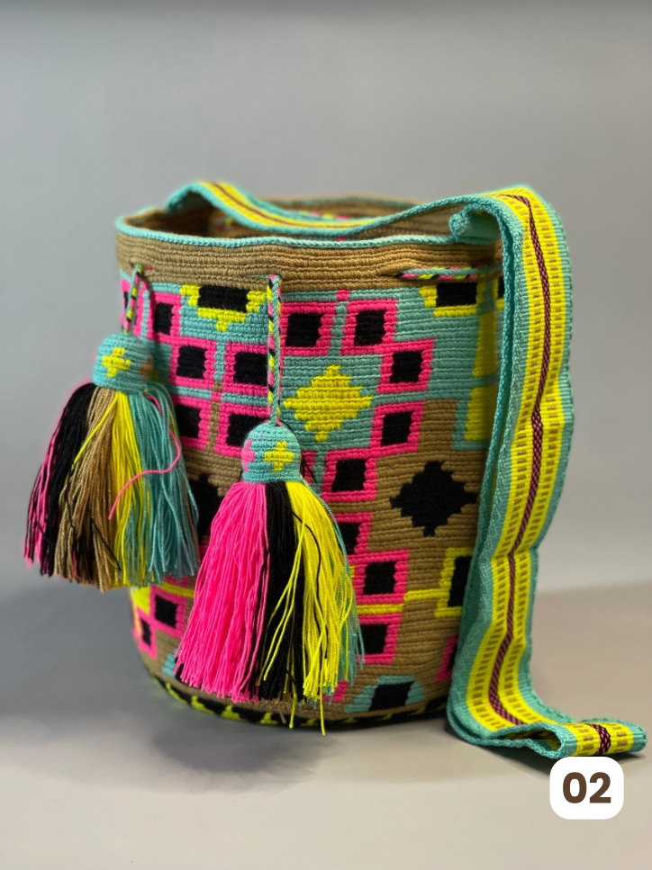 Mochila GRANDE Colección PREMIUM 😍⭐️(33x28)