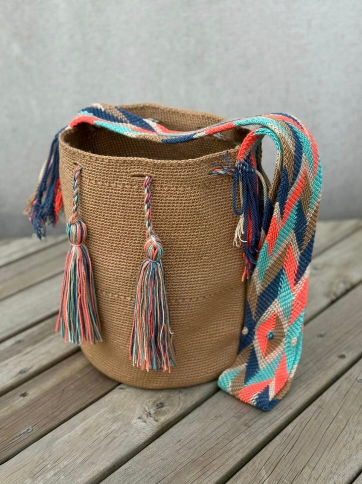 Mochila GRANDE Unicolor Tonos Tierra (31x28)