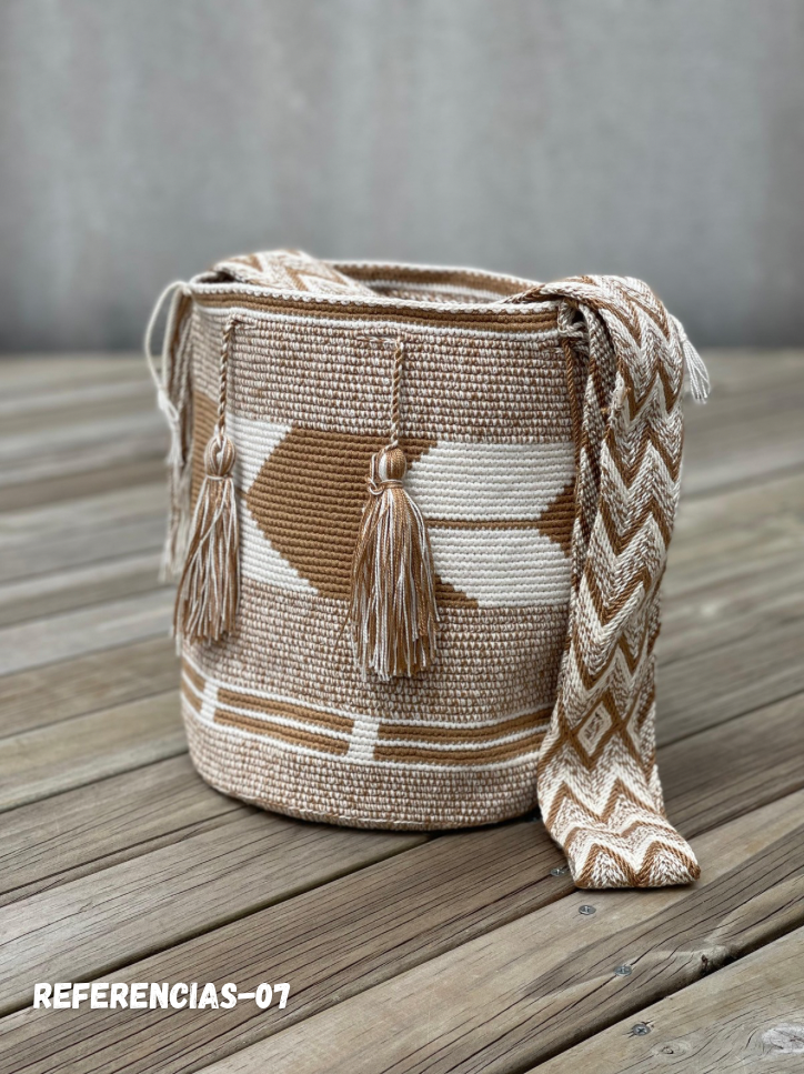 Mochilas GRANDE Diseño Hombre 🔹🩶 (31x28)