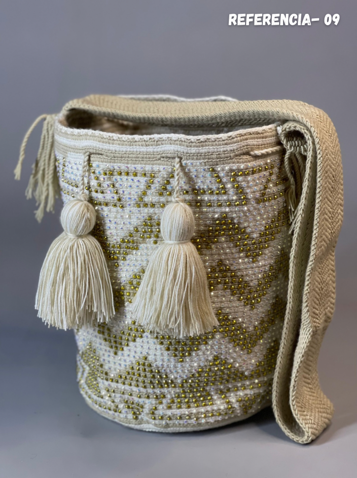 Mochila GRANDE Perlada💫(31x28)