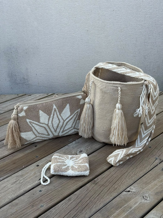 Combos Wayuu: Mochila MEDIANA + Sobre + (MONEDERO GRATIS)