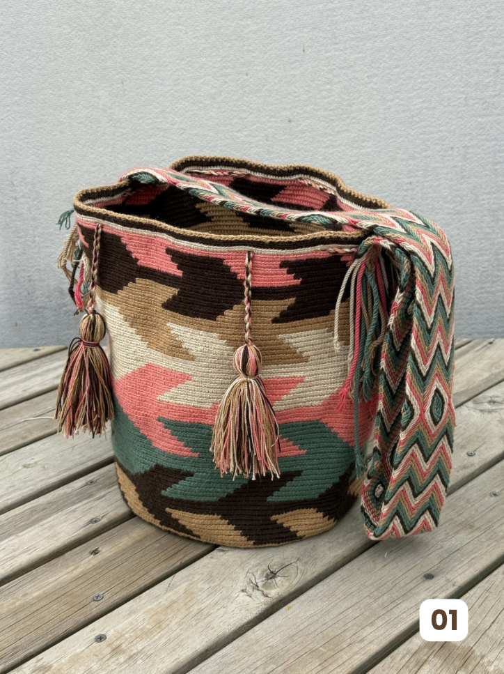 Mochila GRANDE Tonos Guayaba (31x28)
