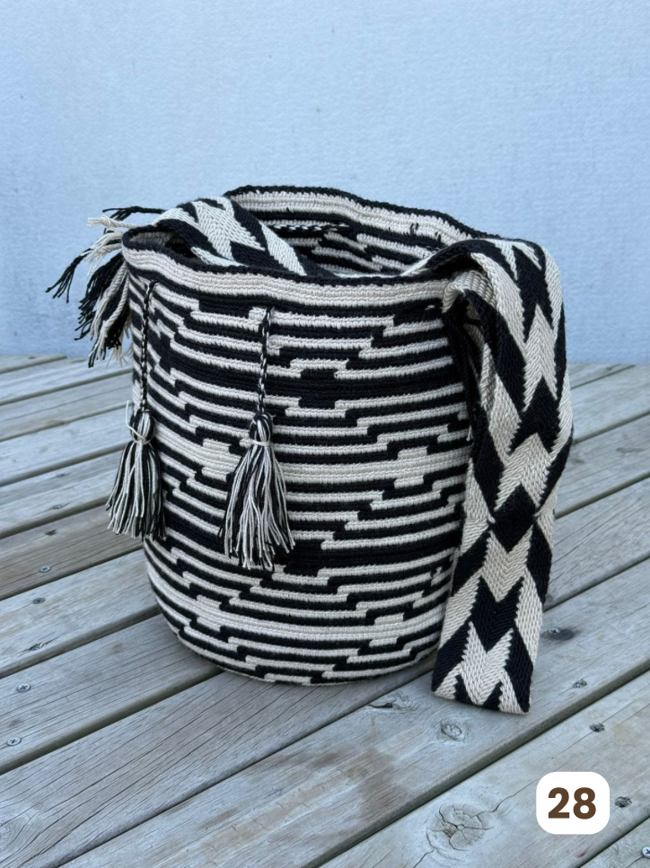 Mochila GRANDE Tonos Tierra🌤️ (31x28)