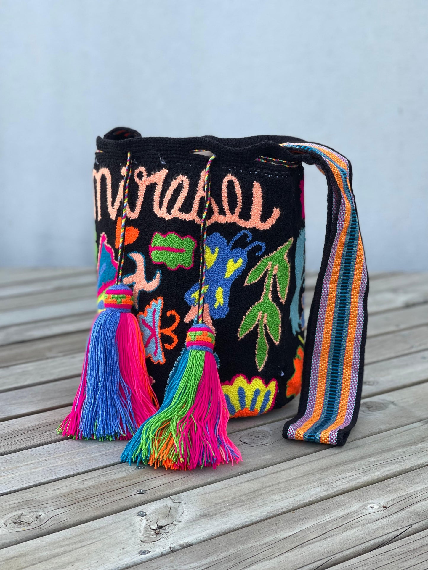 Mochila Tapizada PREMIUM (33x30Cm)🎨✨