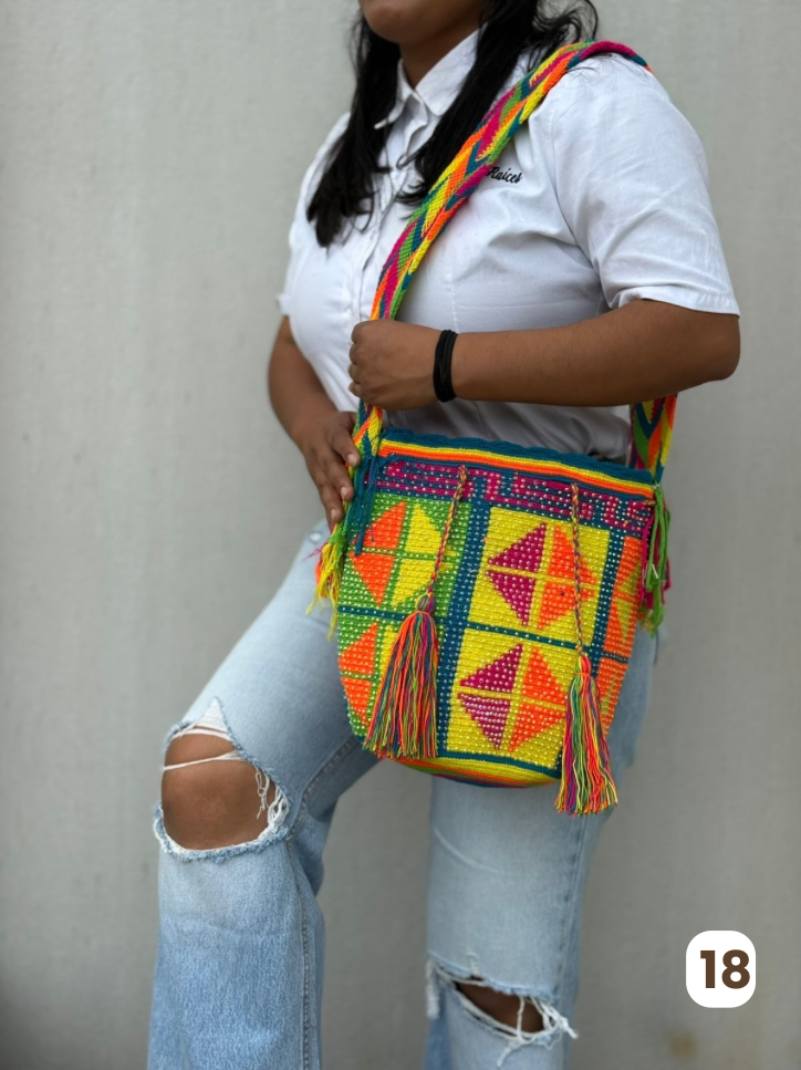Large Pearl Wayuu Backpack