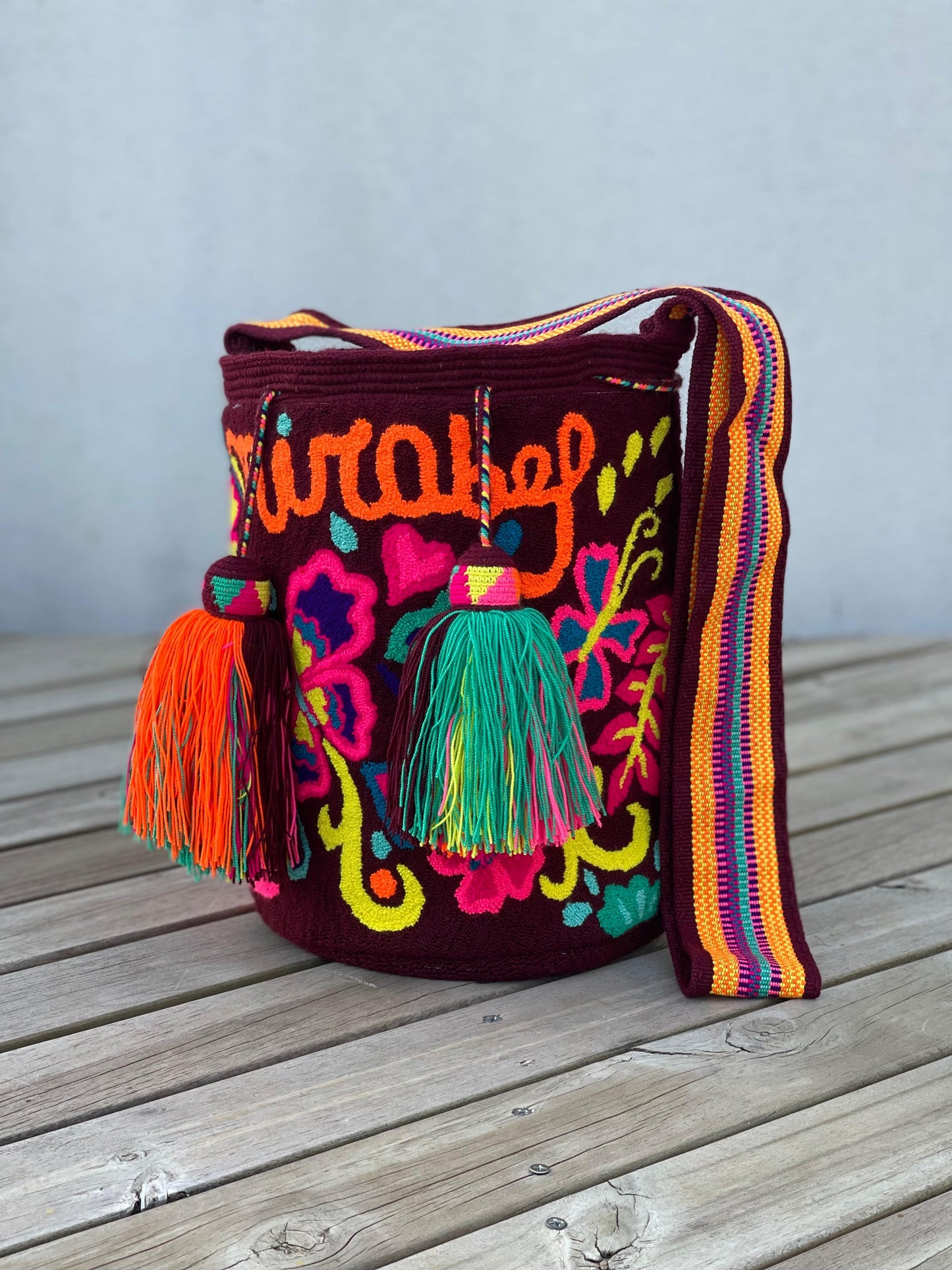 Mochila Tapizada PREMIUM (33x30Cm)🎨✨