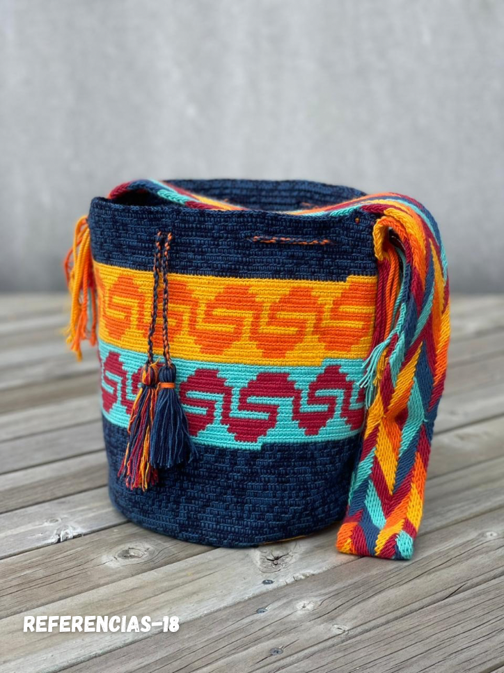 Mochilas GRANDE Matizadas💫 (31x28)