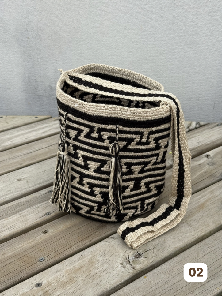 Mochila MEDIANA Exclusiva ⭐️(21x18)