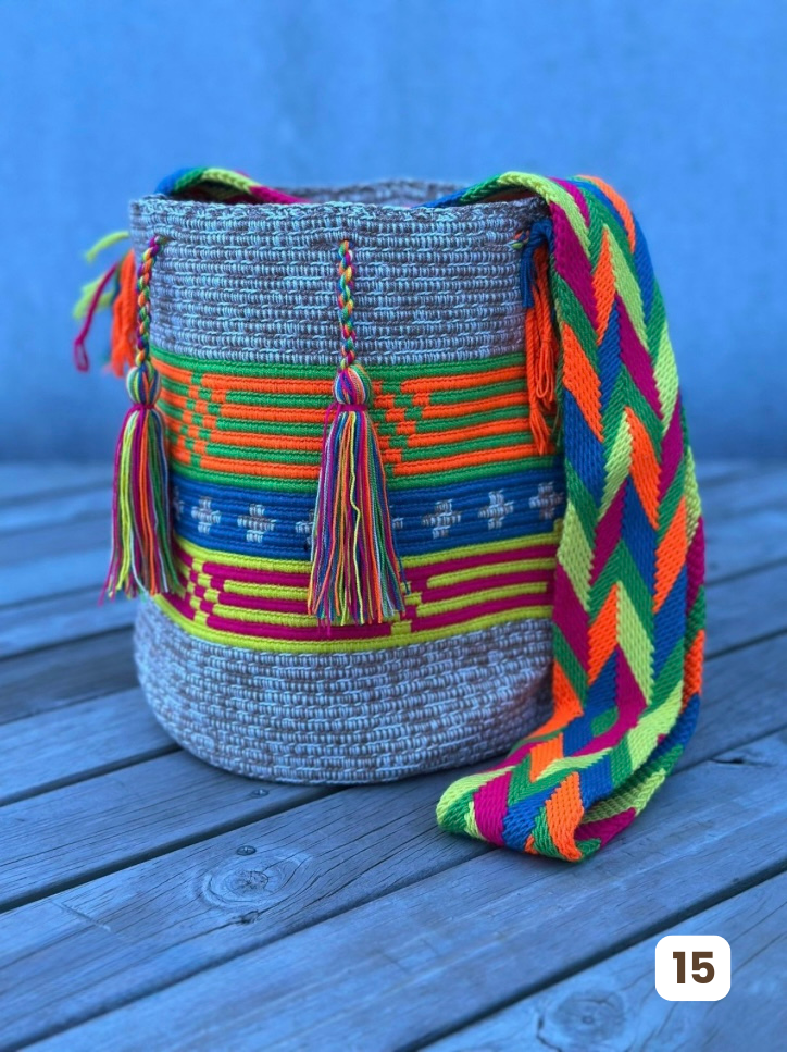 Mochilas GRANDE Matizadas💫 (31x28)