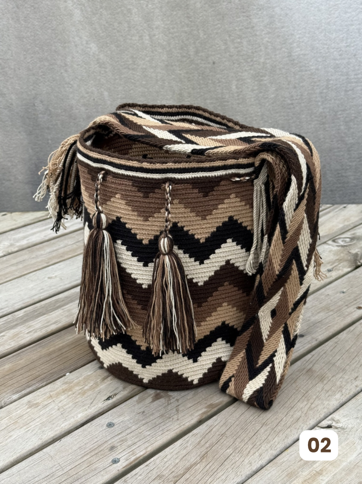 Mochila GRANDE Tonos Tierra🌤️ (31x28)