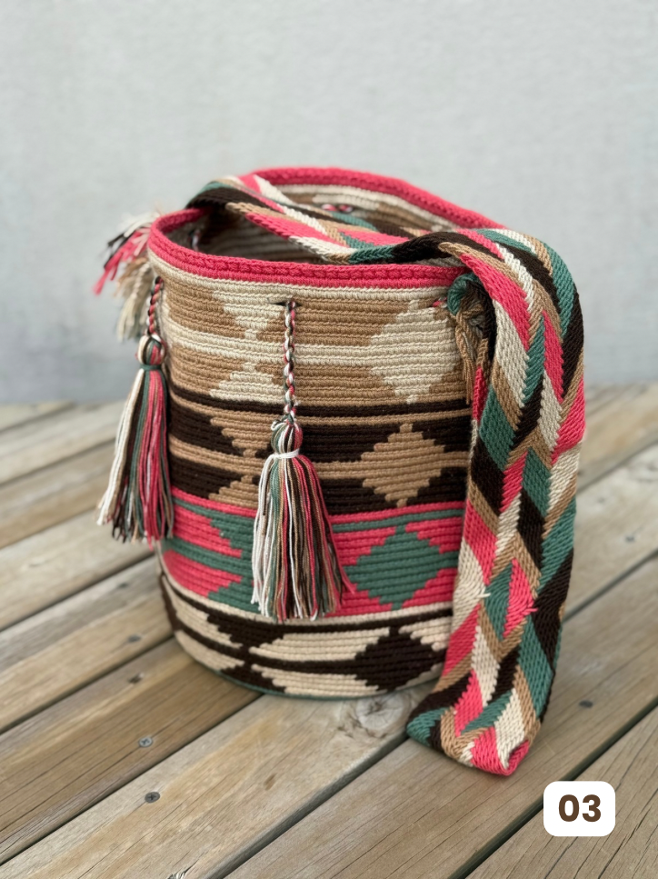 Mochila GRANDE Tonos Guayaba (31x28)