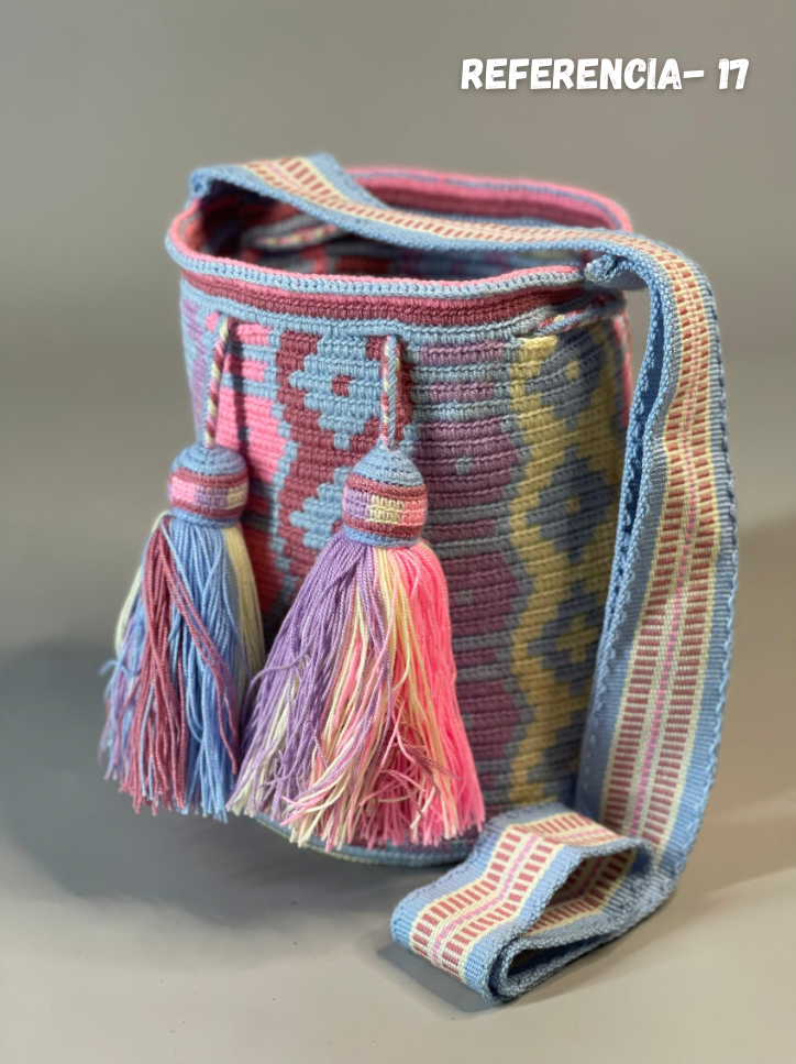 Mochila MEDIANA Colección PREMIUM  🔥⭐️ (22x21)