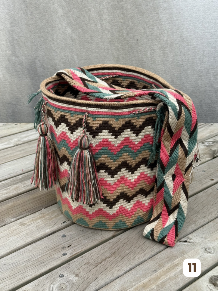 Mochila GRANDE Tonos Guayaba (31x28)