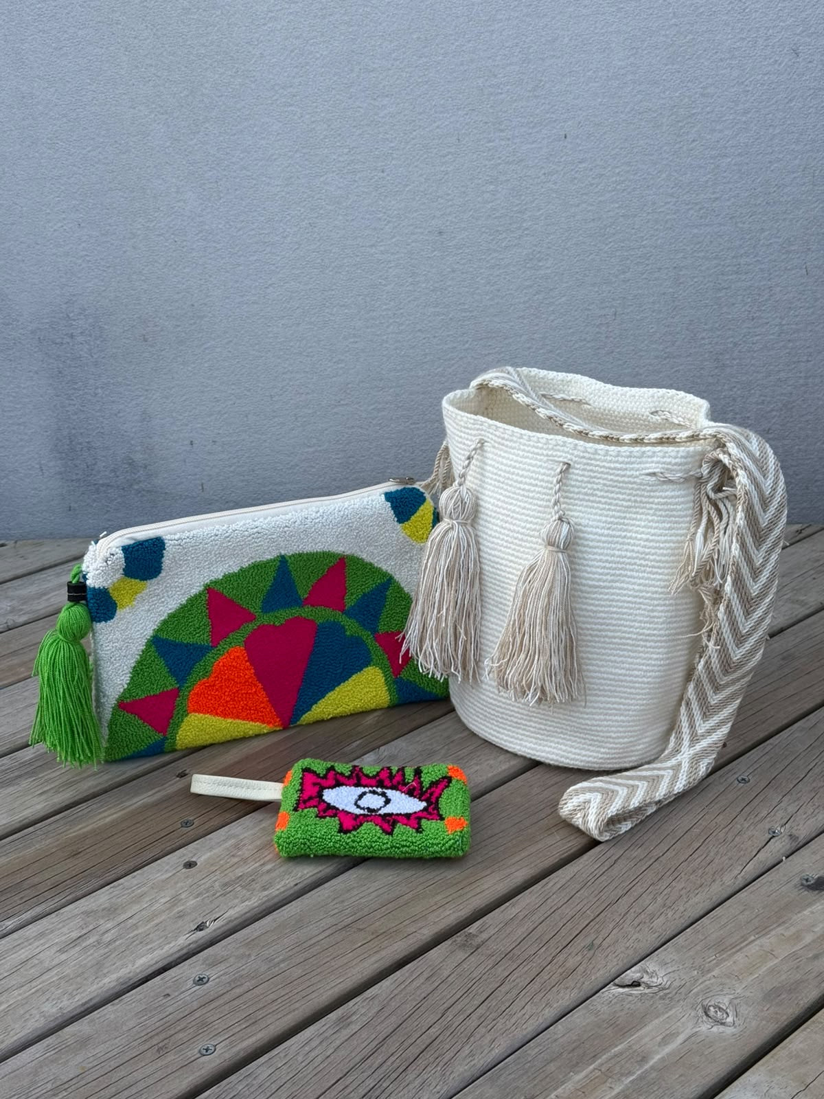 Combos Wayuu: Mochila MEDIANA + Sobre + (MONEDERO GRATIS)