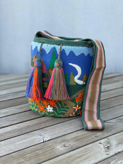 Mochila Tapizada PREMIUM (33x30Cm)🎨✨