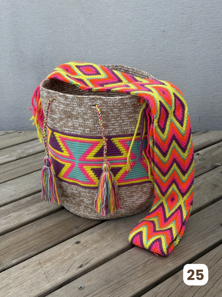 Mochilas GRANDE Matizadas💫 (31x28)