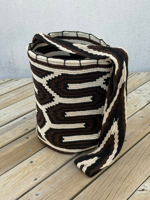 Mochila GRANDE tipo Arhuaca (30x28)