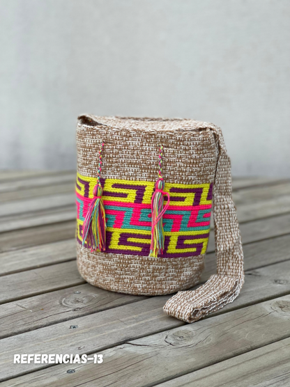 Mochila MEDIANA Tonos Pastel (22x18)⭐️