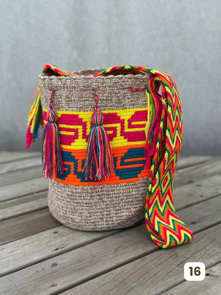 Mochilas GRANDE Matizadas💫 (31x28)