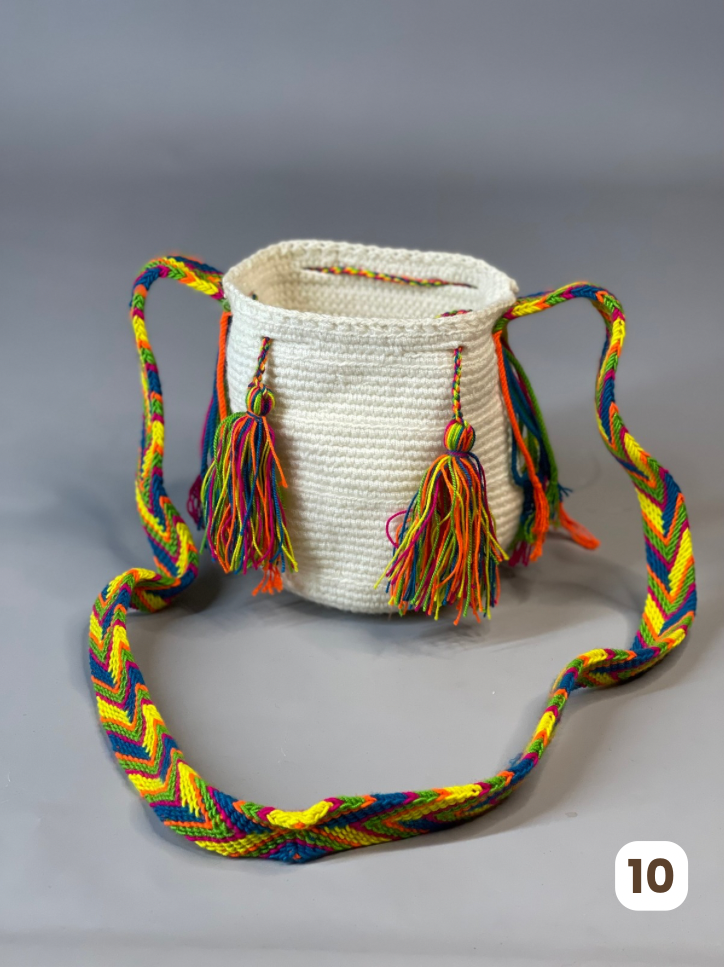 Mochila PEQUEÑA Unicolor 🔥⭐️ (15x10)