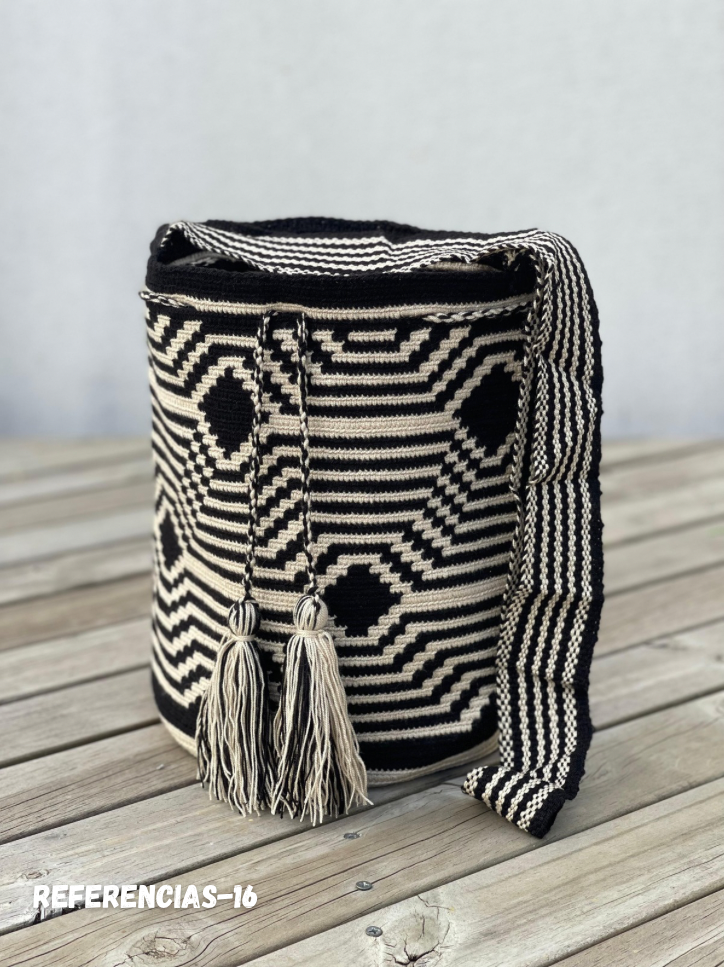 Mochilas GRANDE Diseño PREMIUM 🔥⭐️ (31x28)