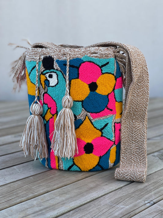 Mochila GRANDE Tapizada (31x28)🦜