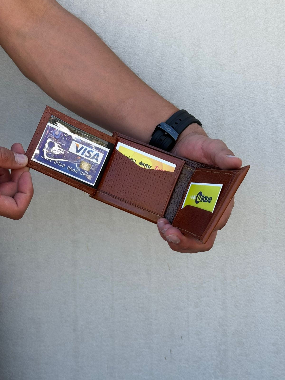 💼🤎 Billetera Ejecutiva en Cuero para Hombre (11x9cm)