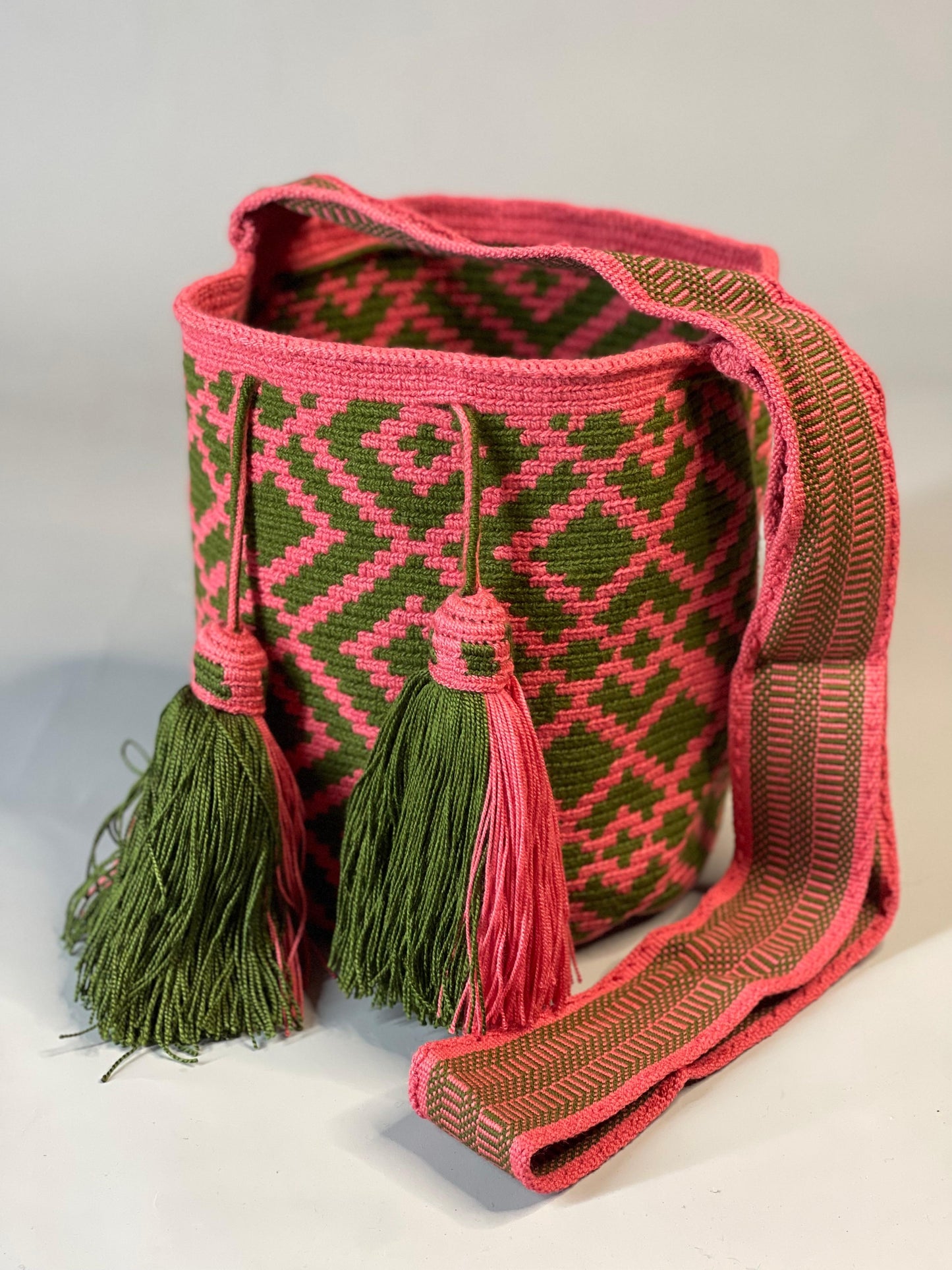 Mochila MEDIANA Colección PREMIUM  🔥⭐️ (22x21)