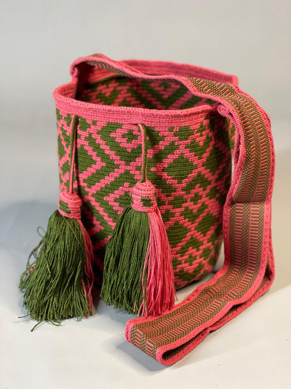 Mochila MEDIANA Colección PREMIUM  🔥⭐️ (22x21)