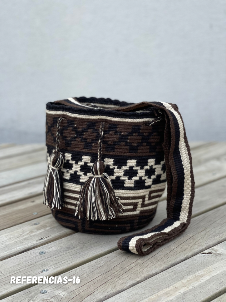 Mochila MEDIANA Exclusiva ⭐️(21x18)