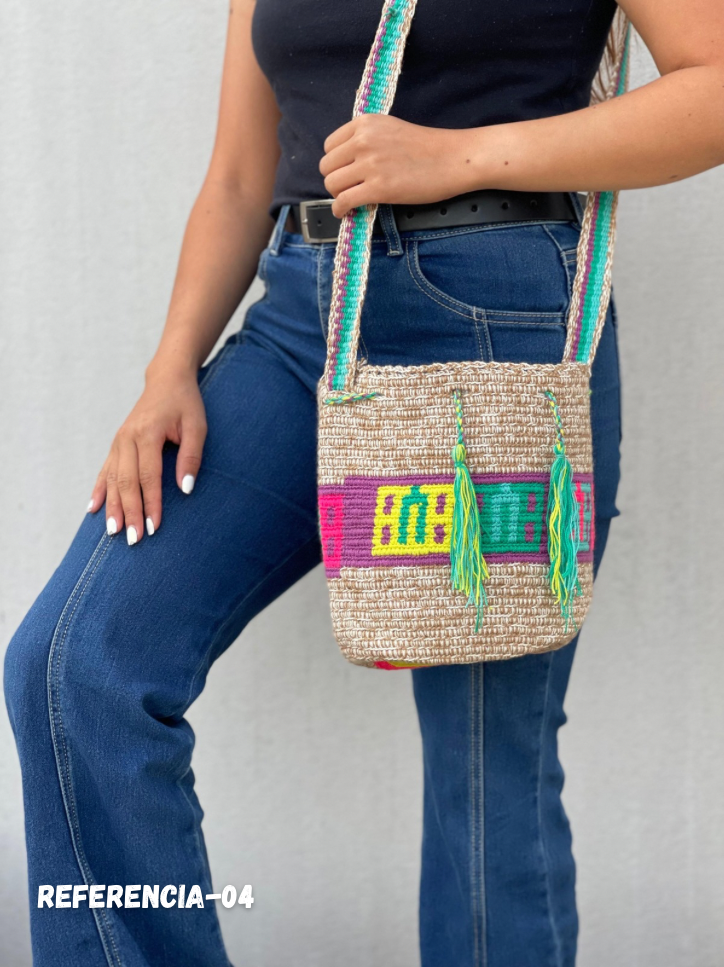 Mochila MEDIANA Matizada (22x18)⭐️