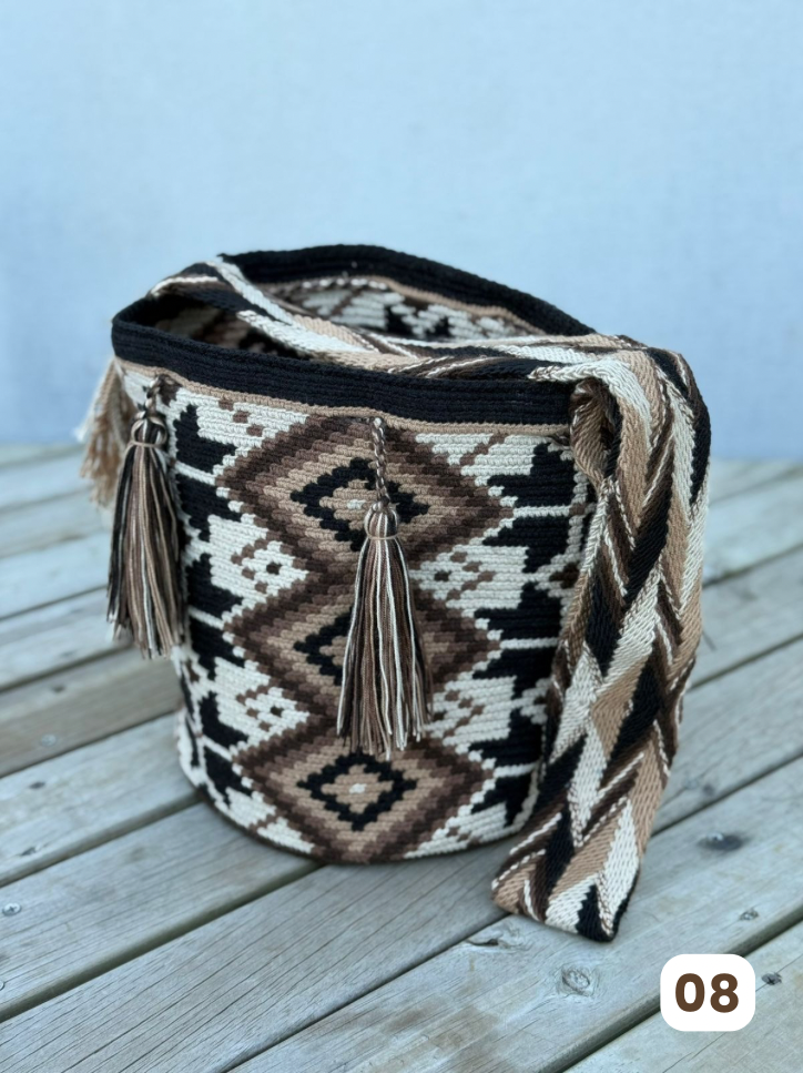 Mochila GRANDE Tonos Tierra🌤️ (31x28)