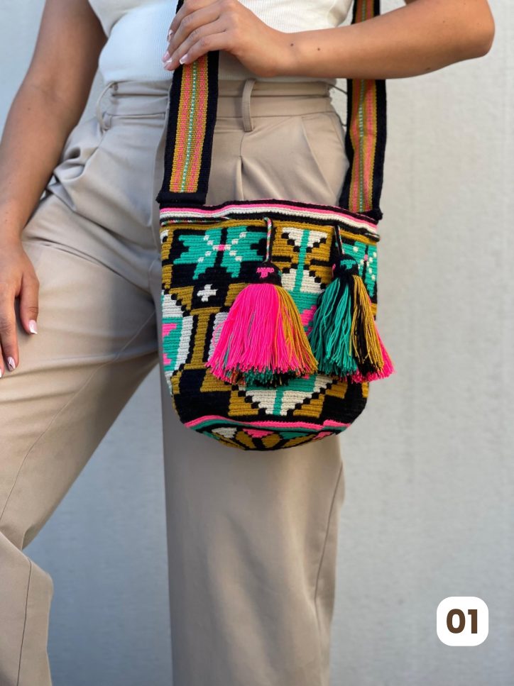 Mochila MEDIANA Colección PREMIUM  🔥⭐️ (22x20)