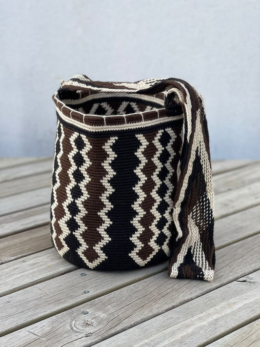 Mochila GRANDE tipo Arhuaca ⭐️🐑(30x28)